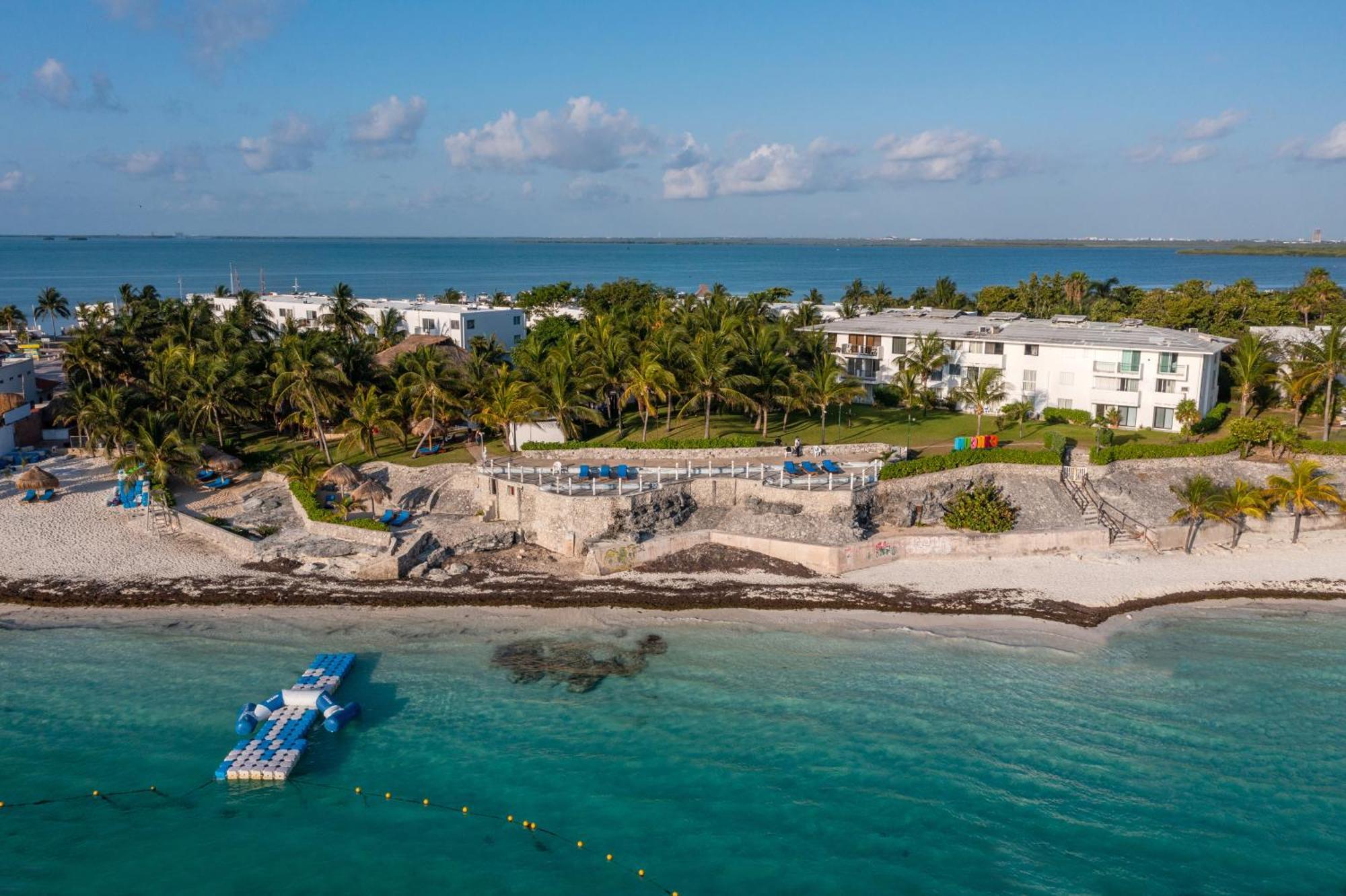 Hotel Dos Playas Faranda Cancun Exterior photo